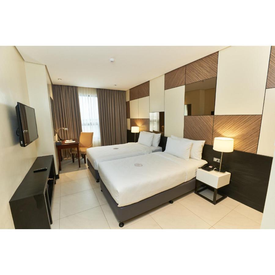 Summit Hotel Tacloban Exterior foto