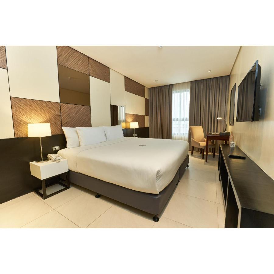 Summit Hotel Tacloban Exterior foto